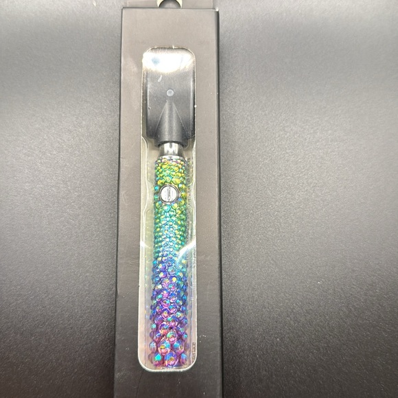 Colorful Rhinestone 510 Threaded Battery - Picture 3 of 3